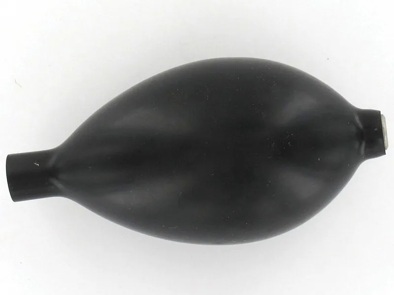 Pera yota - nero